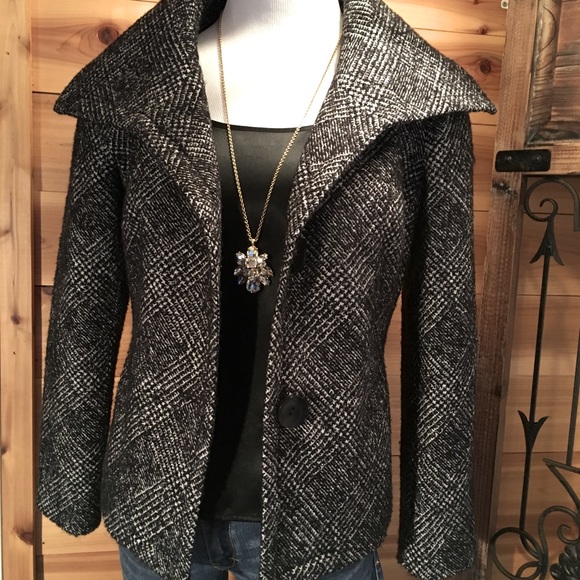 TALBOTS  METALLIC THREADING BLK & WHITE JACKET - Picture 1 of 10